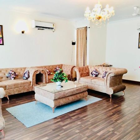 Fortune Home Service Apartment 2Bhk,E28 Saket 2A Nuova Delhi Esterno foto